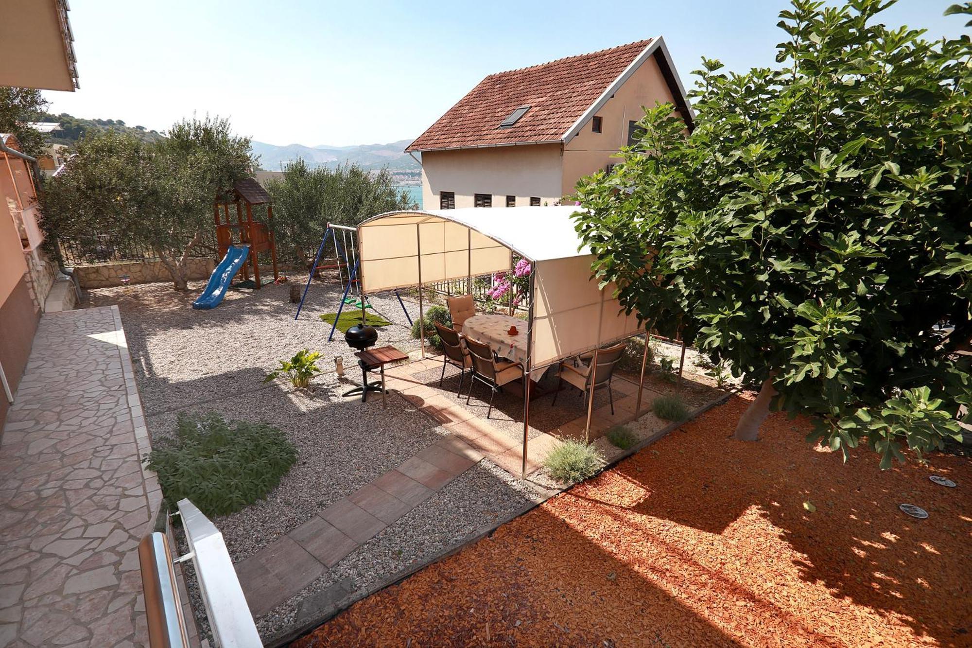 Apartments Mandaric Trogir Luaran gambar